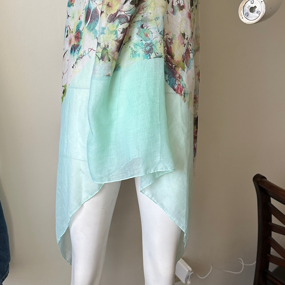 Floral Sheer Vest - Picture 6 of 7